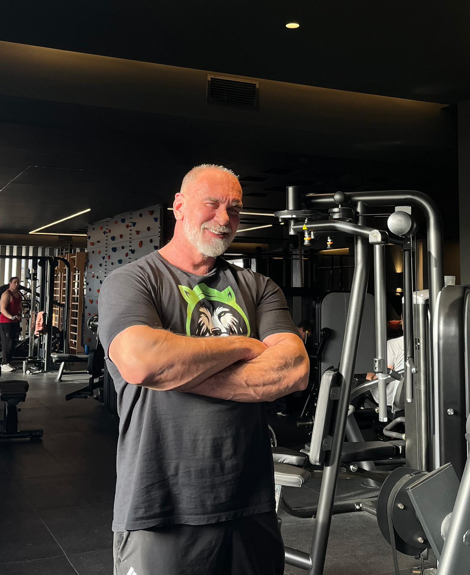 Coach Yannis Stamoulis - Elite Bodybuilding Coach in the Gym